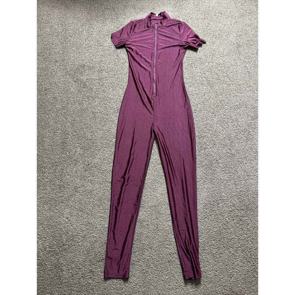 Women’s Medium Fit In Maroon Zip Up Short Sleeve Body Suit Jumpsuit